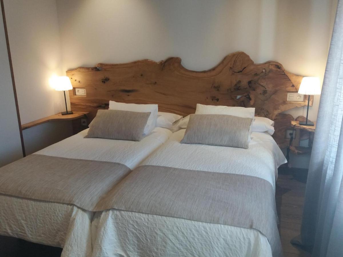 Hotel Rural El Yunque Santibanez de la Pena ภายนอก รูปภาพ